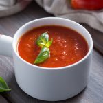 Molho-de-tomate-fresco-com-manjericao_1200x800