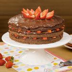 bolo-de-morango-sem-lactose