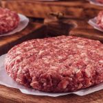 hamburguer-de-costela-bovina