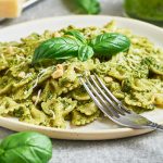 Macarrão ao Molho Pesto macarrao-ao-molho-pesto