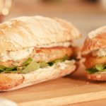 sanduiche-de-peixe-com-molho-tartaro