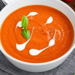 sopa-de-alho-assado-e-tomate