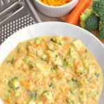 sopa-de-brocolis-com-cheddar